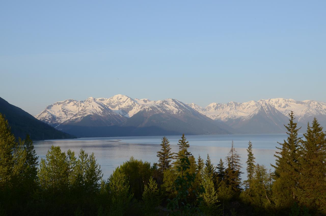 Reflection Lake Bed And Breakfast Anchorage Esterno foto