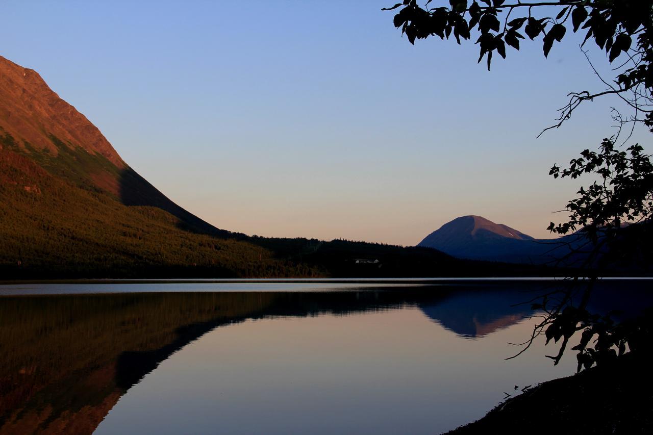 Reflection Lake Bed And Breakfast Anchorage Esterno foto