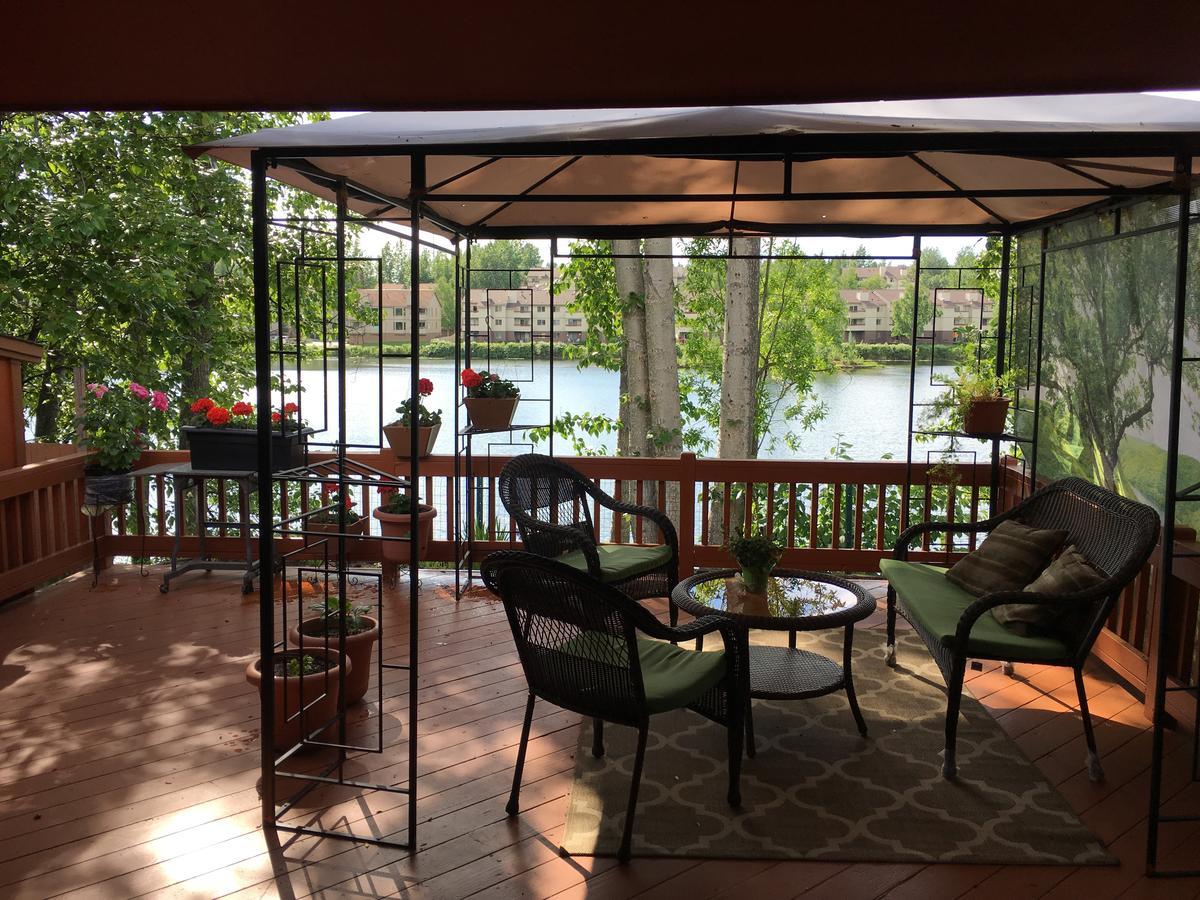 Reflection Lake Bed And Breakfast Anchorage Esterno foto